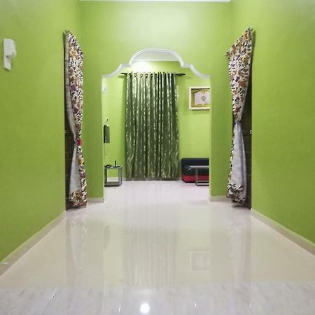 Homestay Damai Yusmila 瓜拉丁加奴 外观 照片