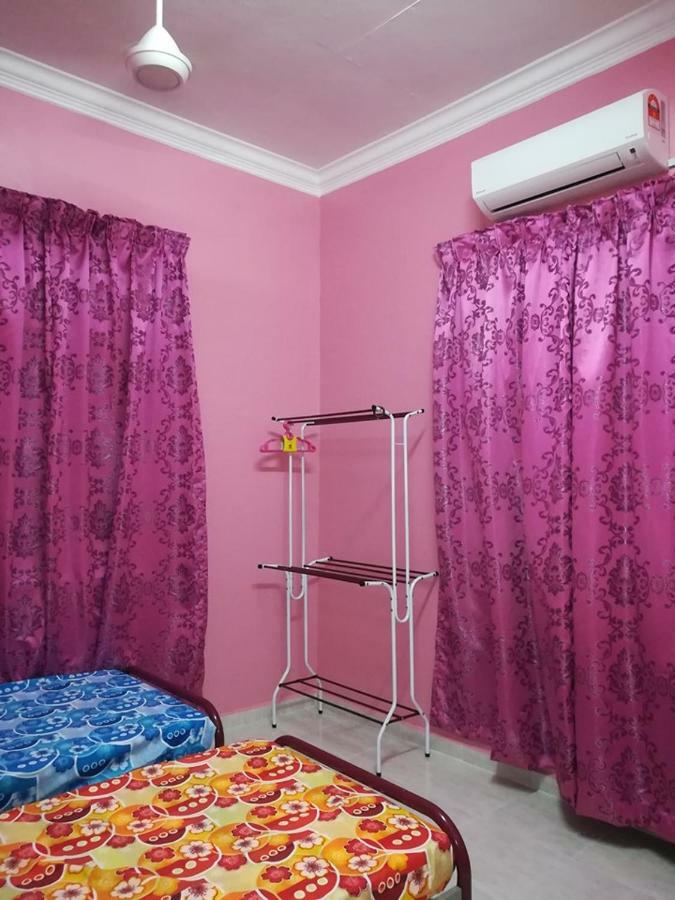 Homestay Damai Yusmila 瓜拉丁加奴 外观 照片